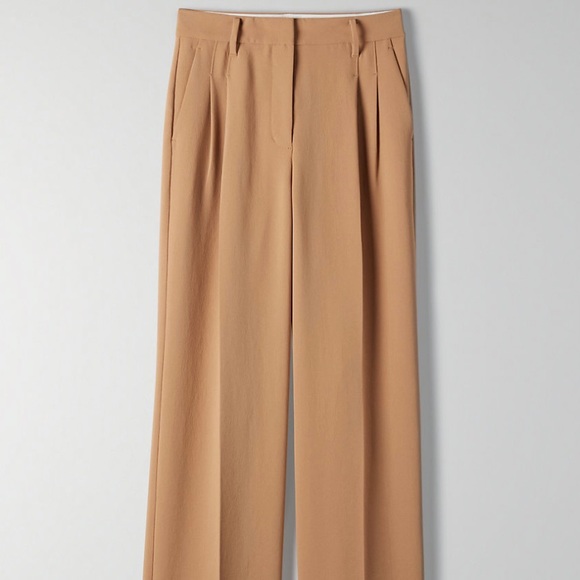 Aritzia Pants - Aritzia Effortless Pant